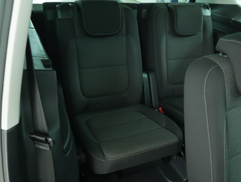 Volkswagen Sharan, 2016