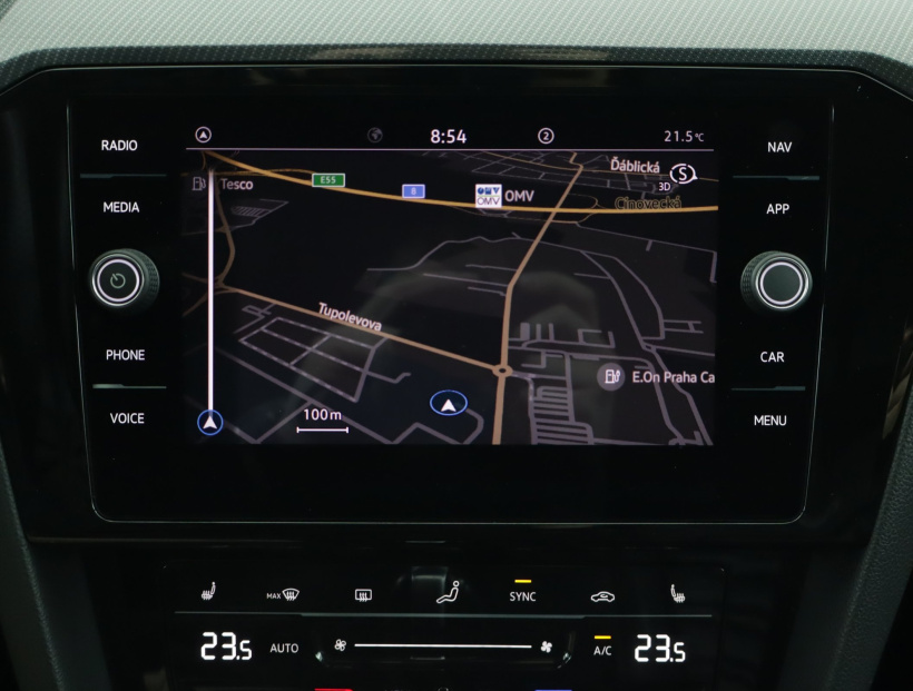 Volkswagen Passat, 2021