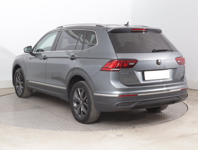Volkswagen Tiguan Allspace, 2022