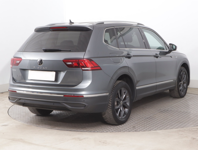Volkswagen Tiguan Allspace, 2022