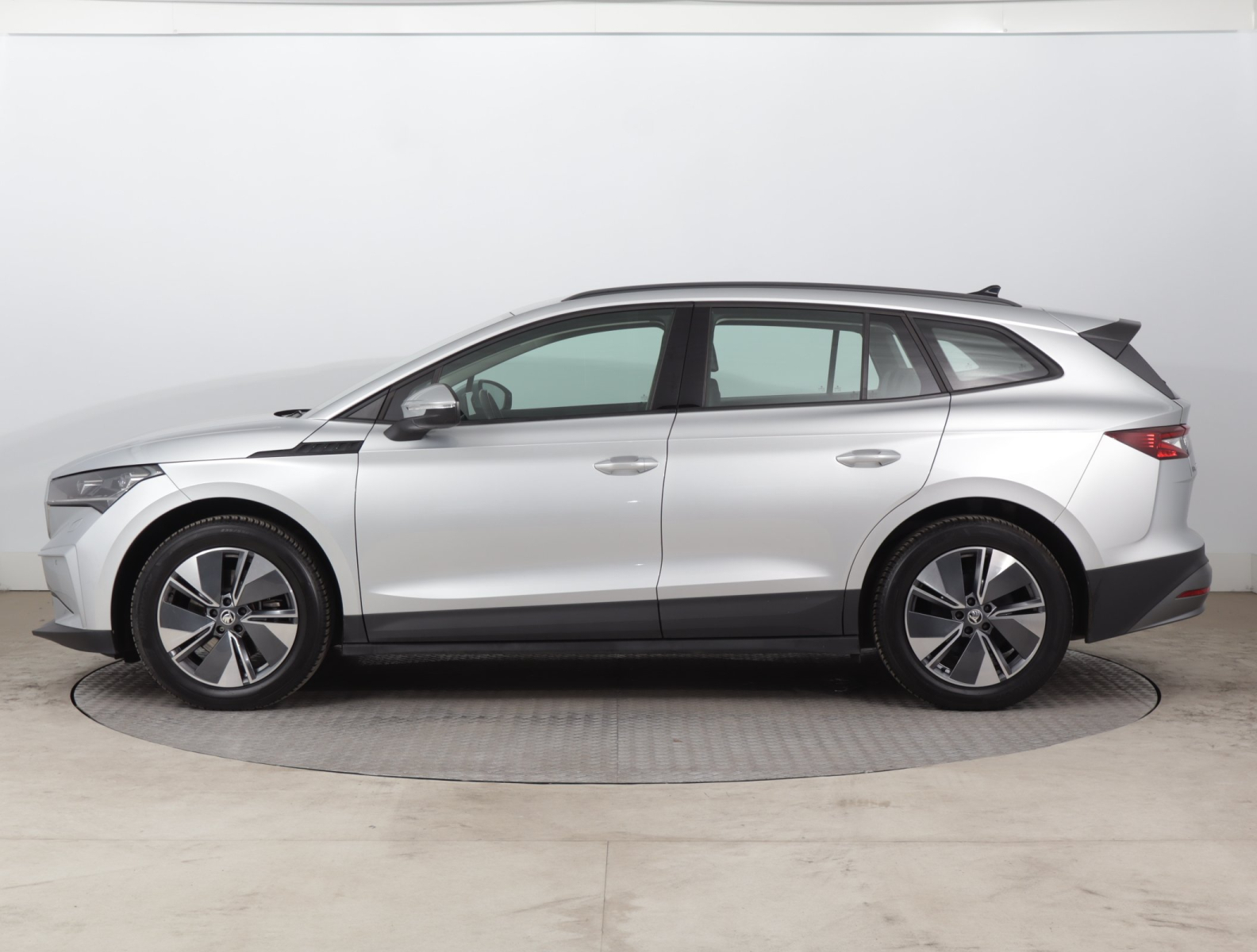 Škoda Enyaq - 2023