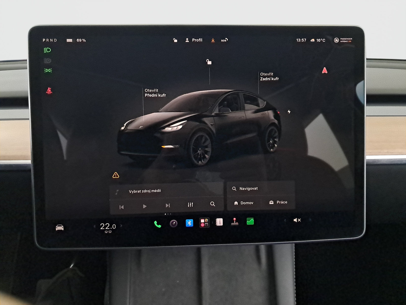 Tesla Model Y - 2022