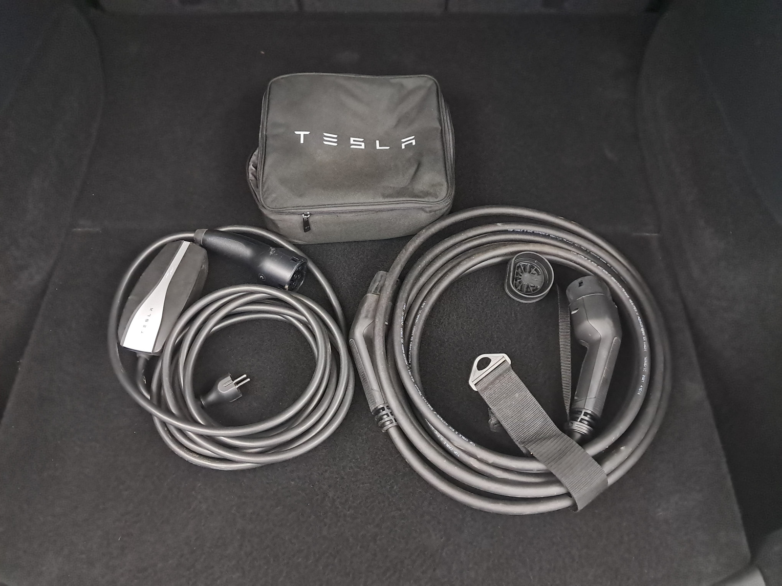 Tesla Model Y Long Range AWD – fotografie 24
