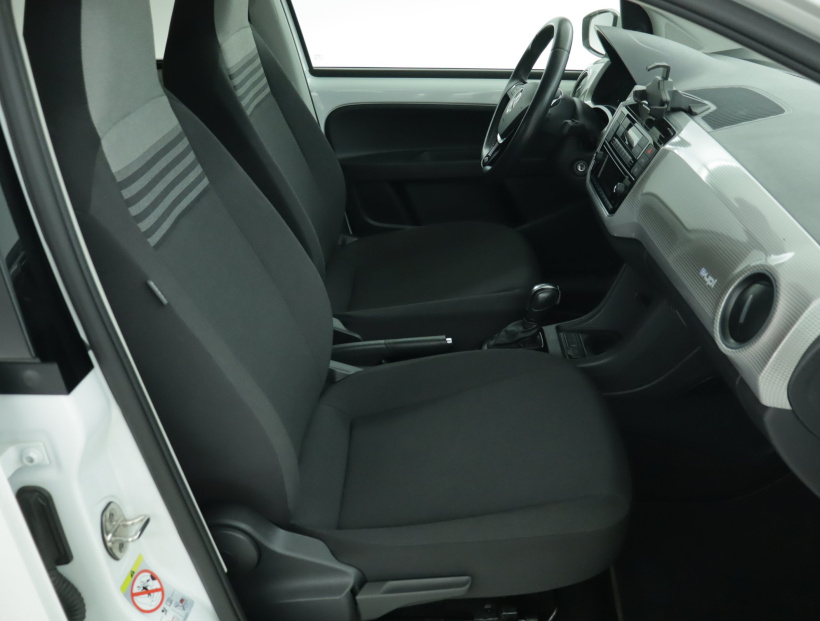 Volkswagen e-up!, 2021