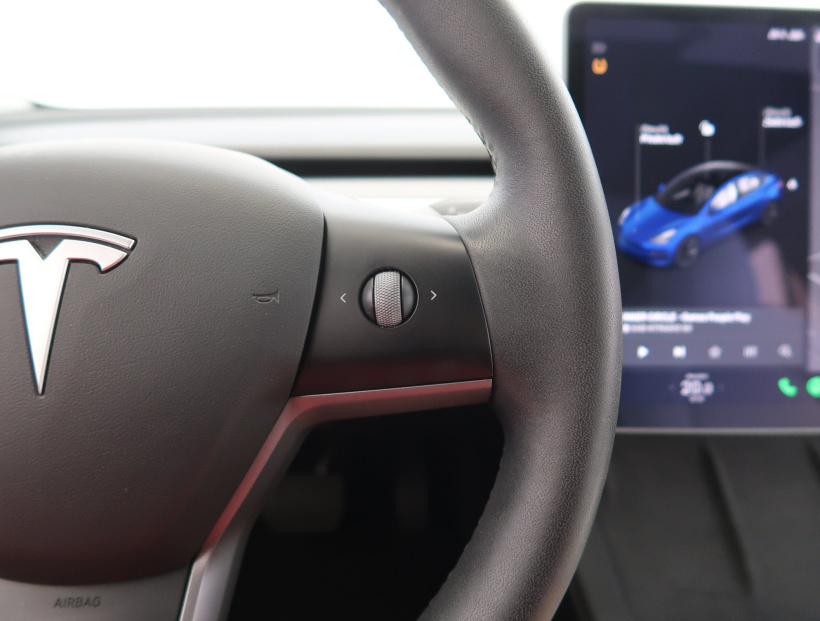 Tesla Model 3, 2021