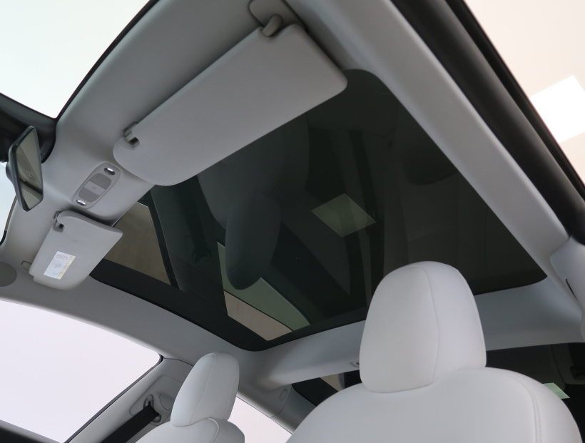 Tesla Model 3, 2021