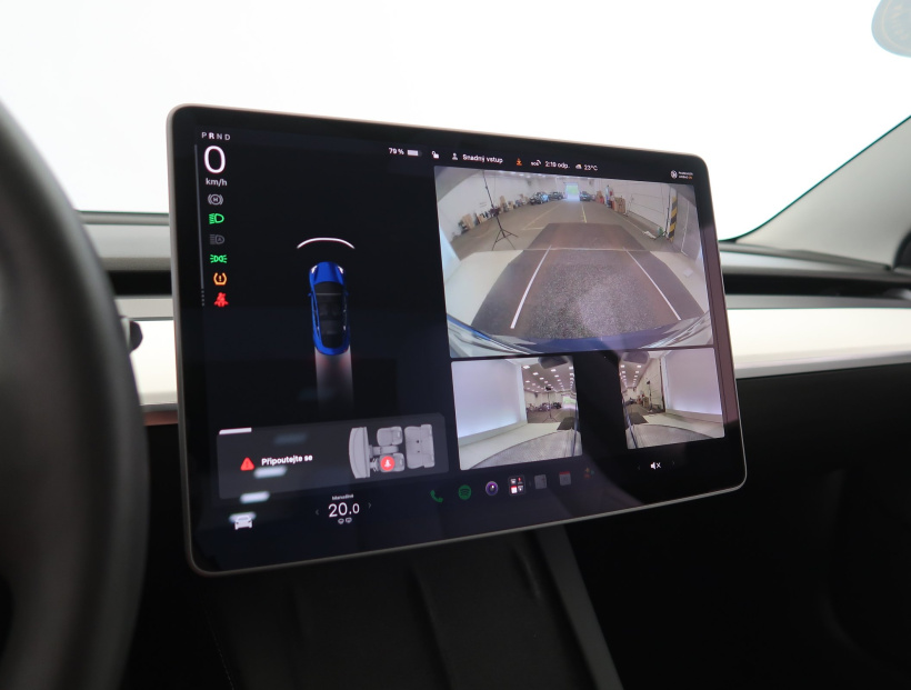 Tesla Model 3, 2021