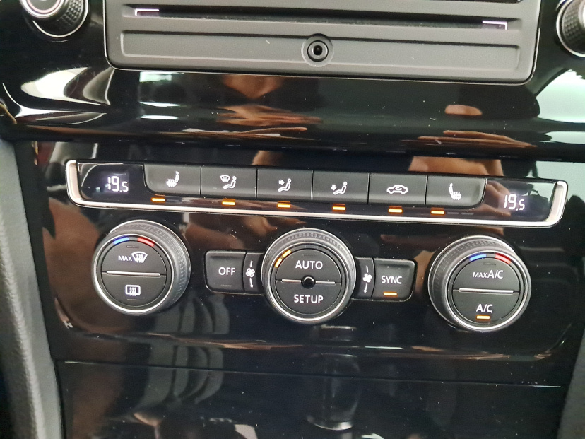 Volkswagen Golf, 2014