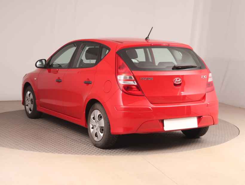 Hyundai i30, 2010