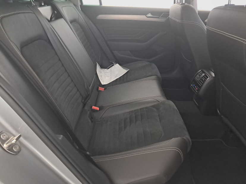 Volkswagen Passat, 2021