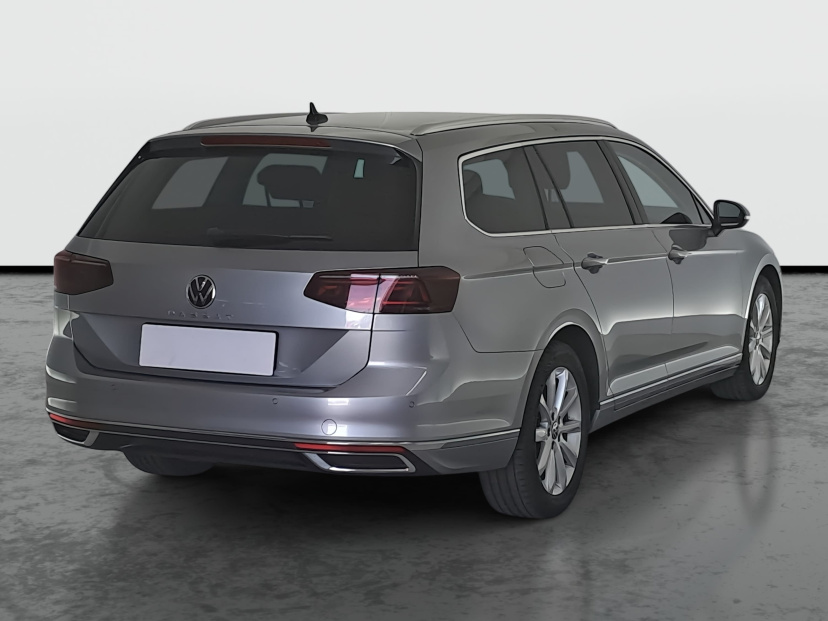 Volkswagen Passat, 2021