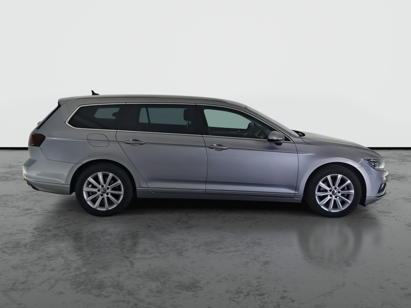 Volkswagen Passat, 2021