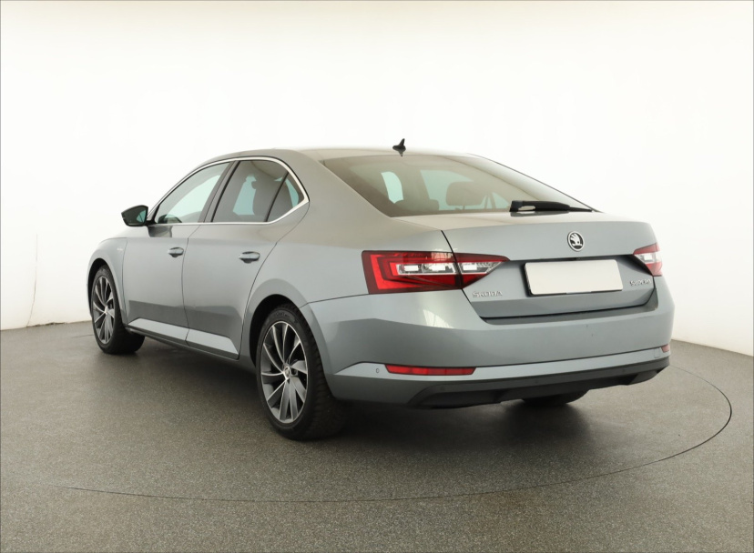 Škoda Superb, 2017