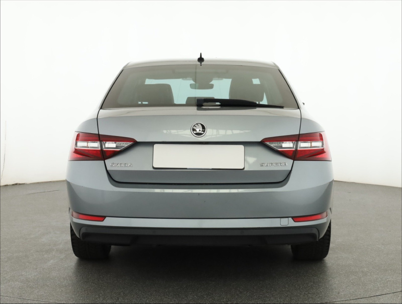 Škoda Superb, 2017