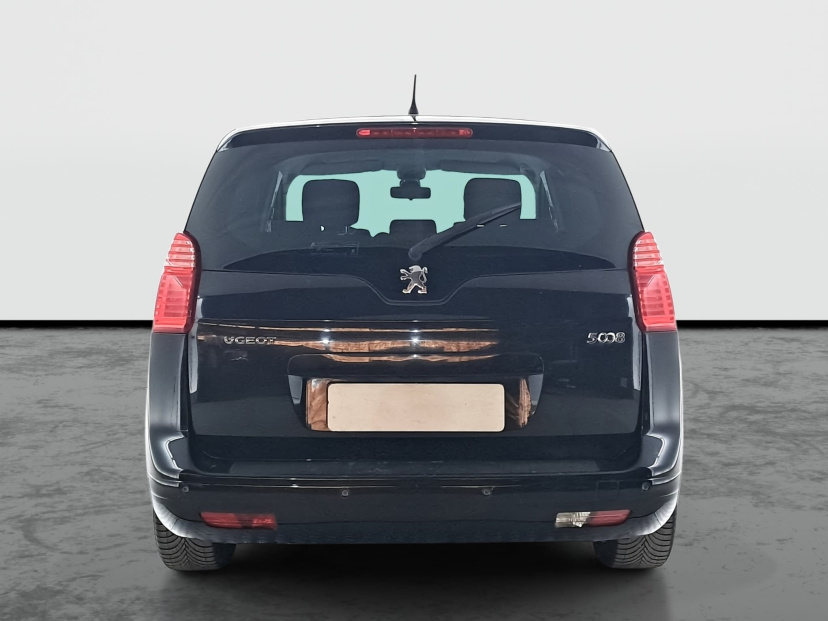 Peugeot 5008, 2011