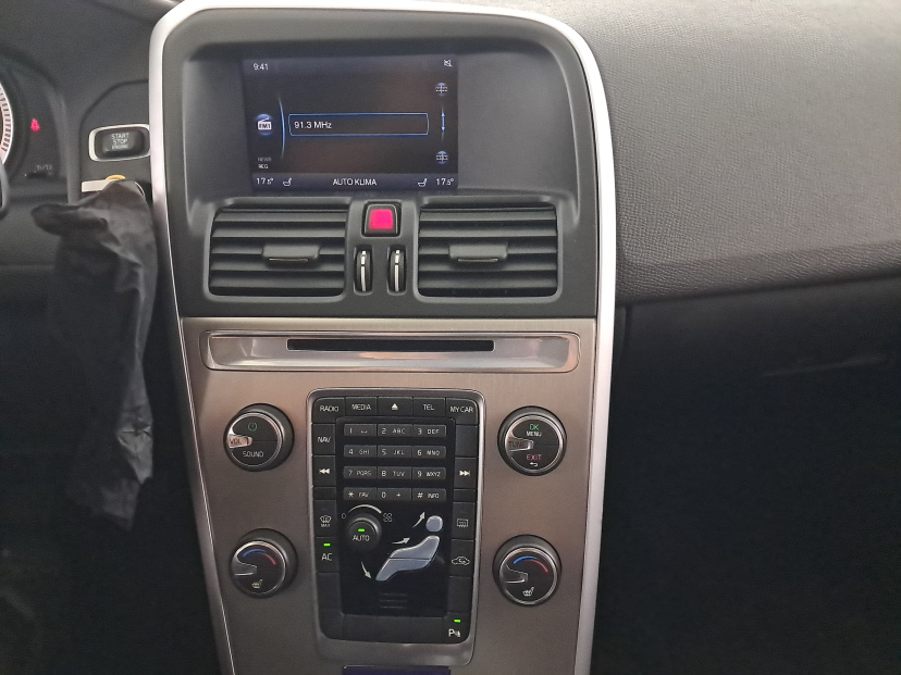 Volvo XC60, 2011