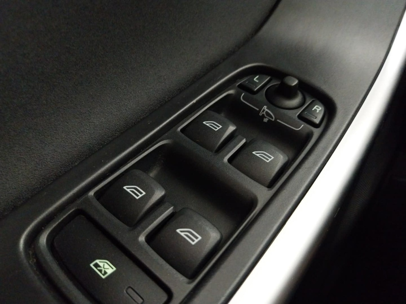 Volvo XC60, 2011