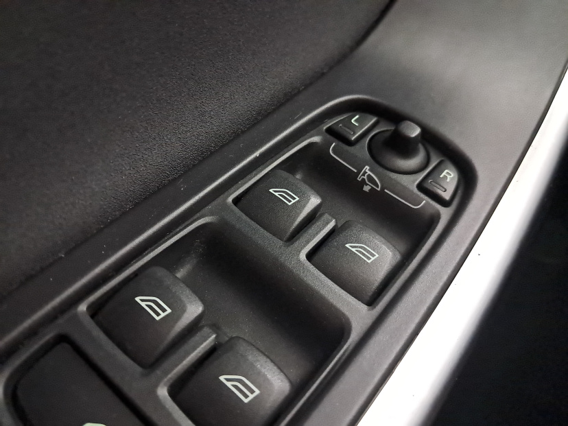 Volvo XC60, 2011