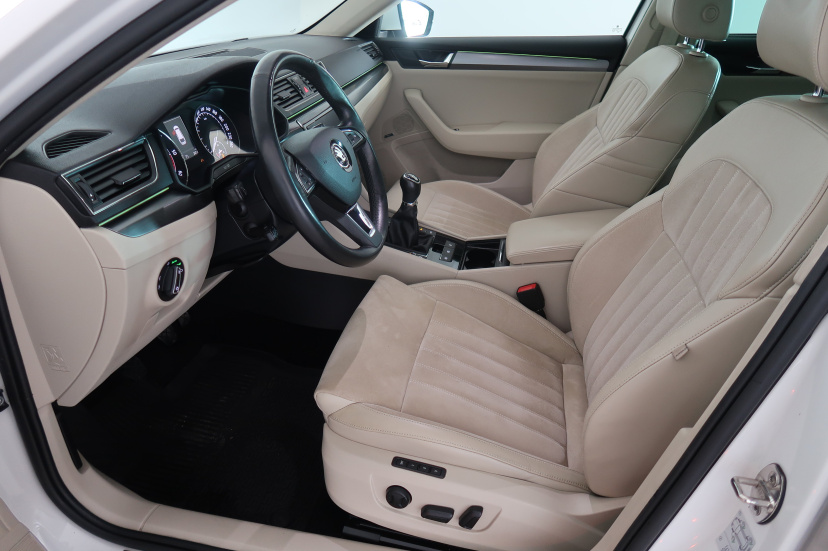 Škoda Superb, 2017