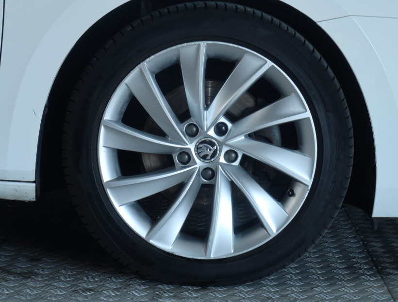 Škoda Superb, 2017