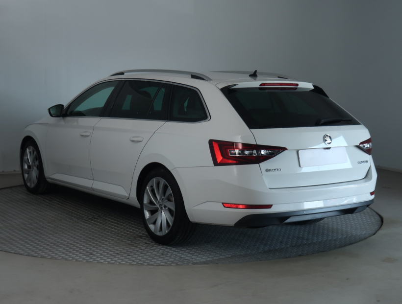 Škoda Superb, 2017
