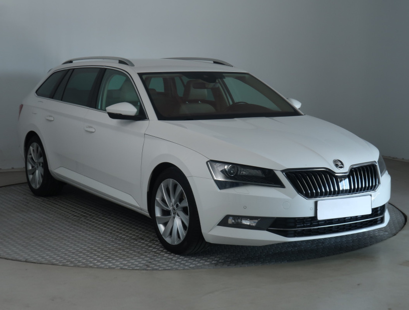 Škoda Superb, 2017