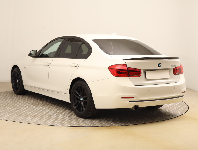 BMW 3, 2016