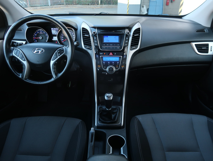 Hyundai i30, 2016