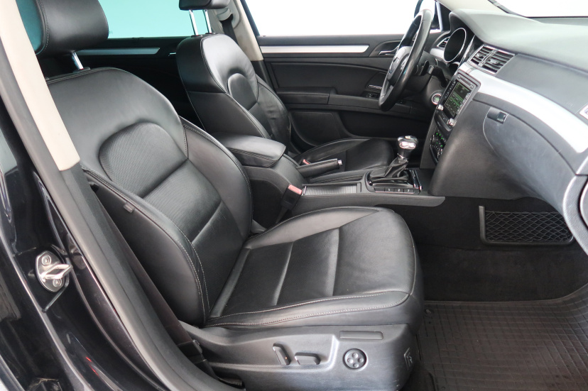 Škoda Superb, 2012