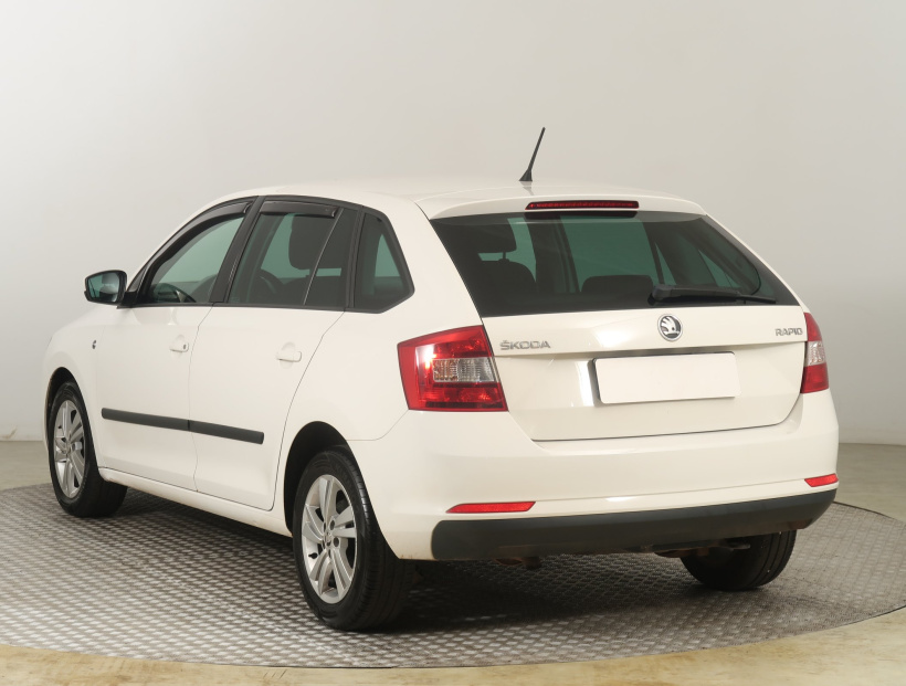 Škoda Rapid Spaceback, 2014
