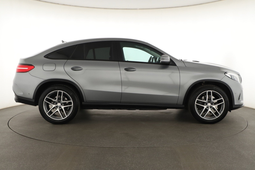 Mercedes-Benz GLE Coupe, 2016