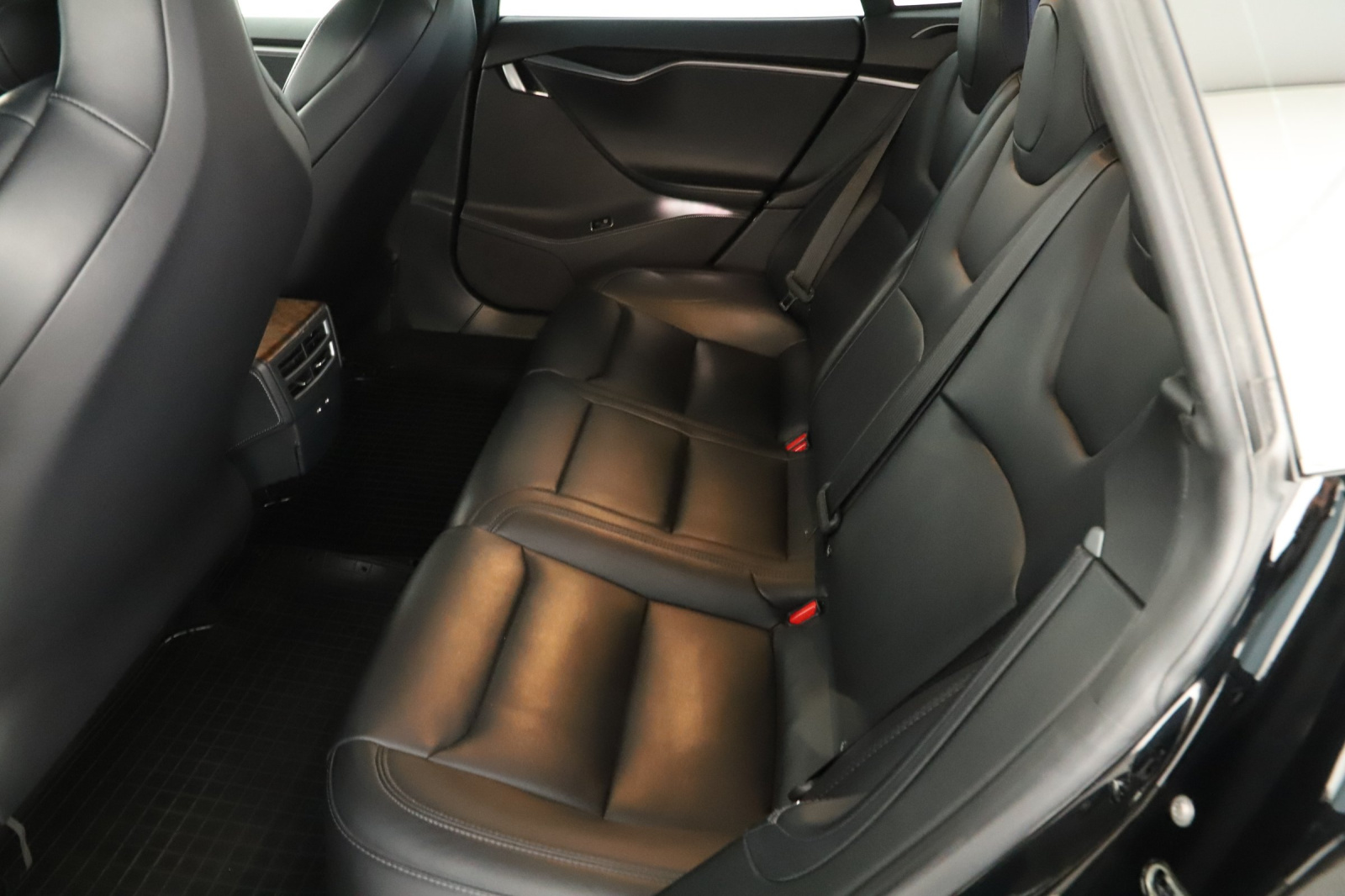 Tesla Model S 100D – fotografie 12