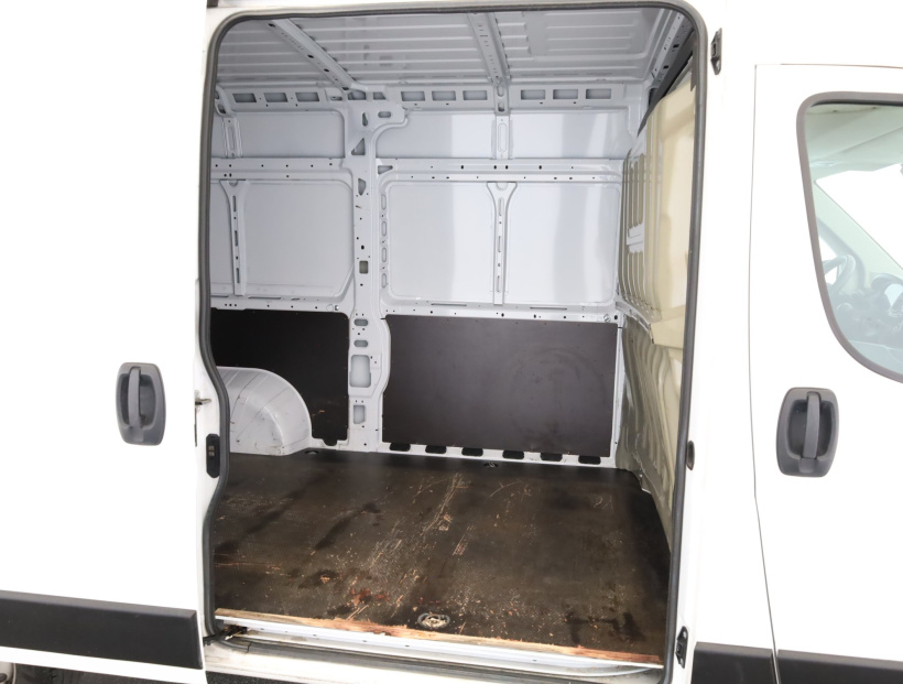 Opel Movano, 2024