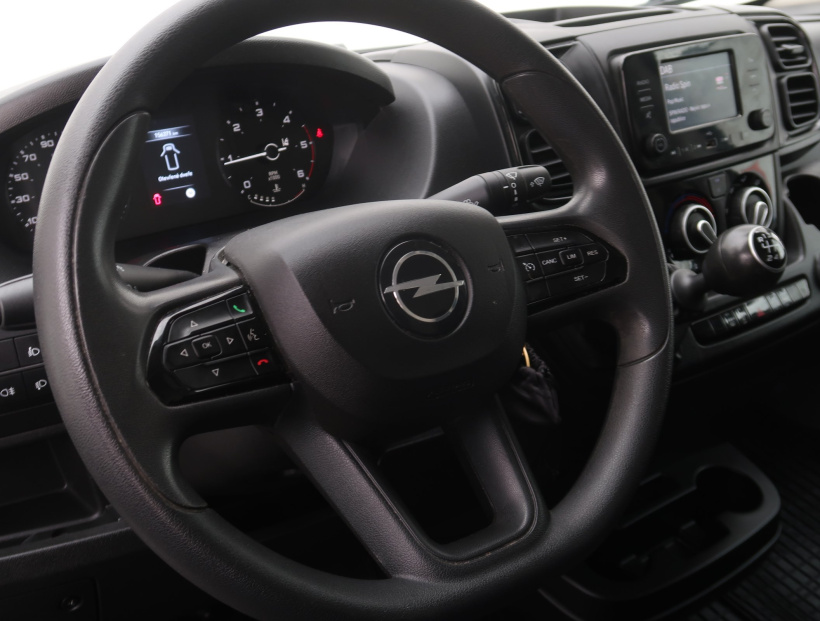 Opel Movano, 2024