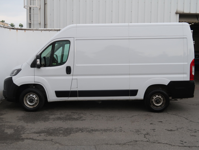Opel Movano, 2024