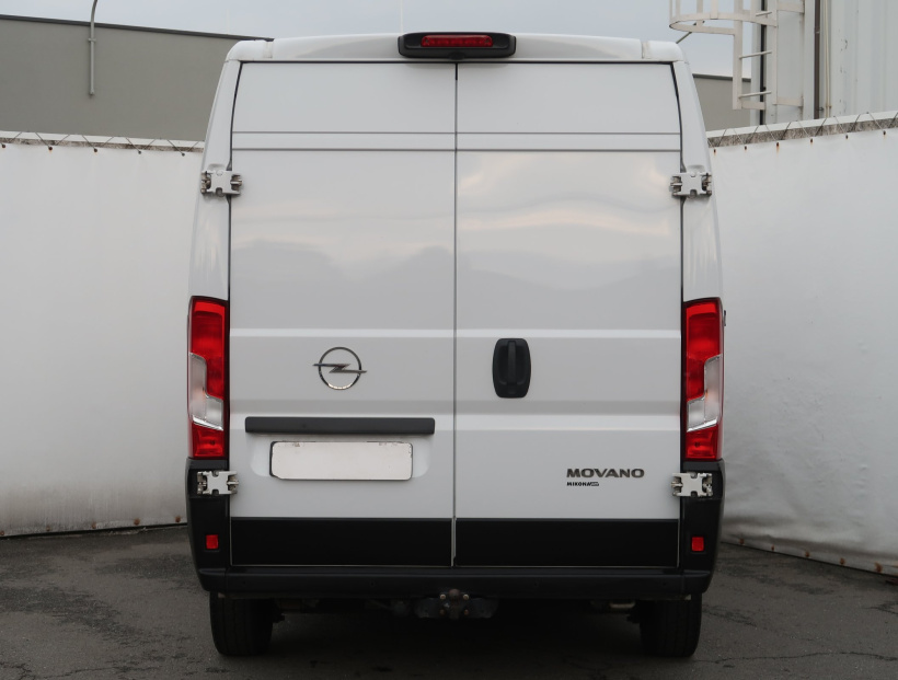 Opel Movano, 2024