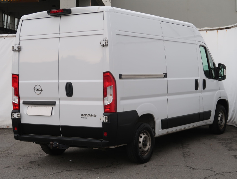 Opel Movano, 2024