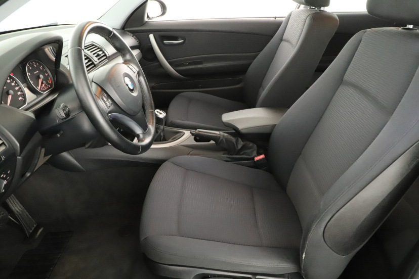 BMW 1, 2009