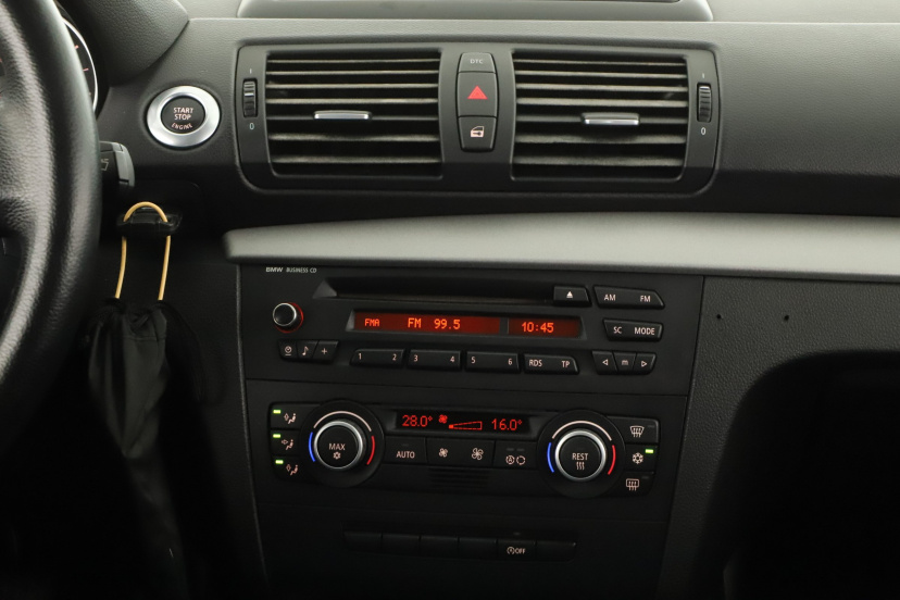 BMW 1, 2009