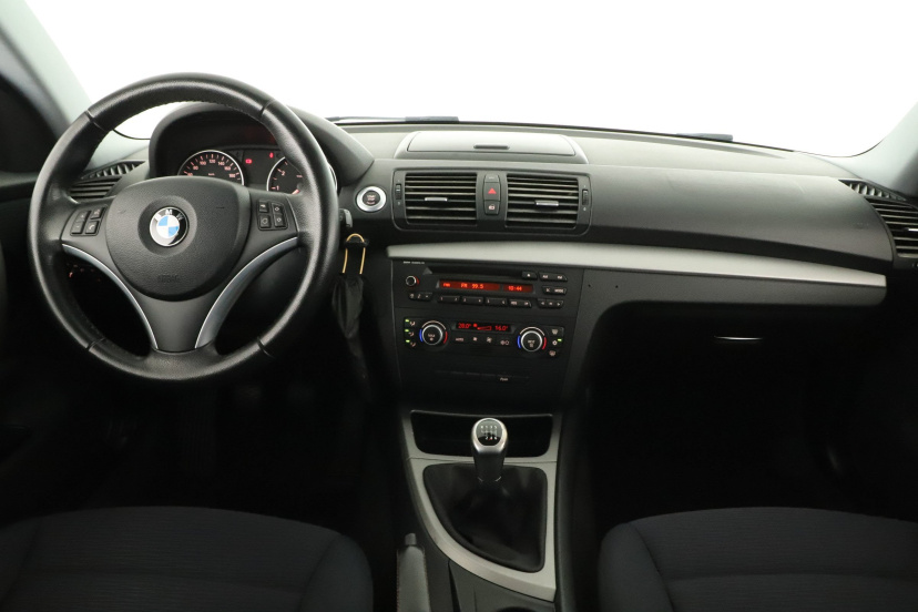 BMW 1, 2009