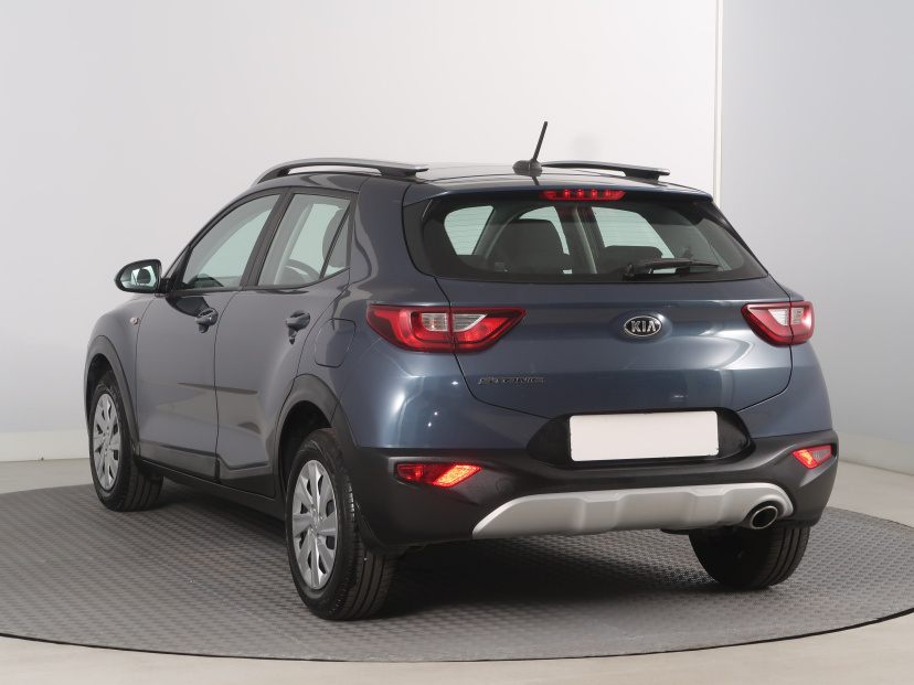 Kia Stonic, 2021