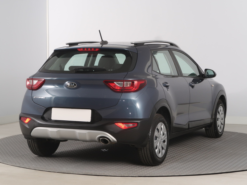 Kia Stonic, 2021