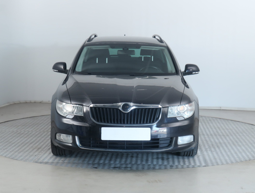 Škoda Superb, 2013