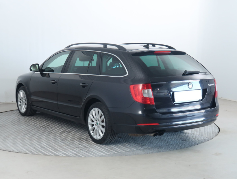 Škoda Superb, 2013