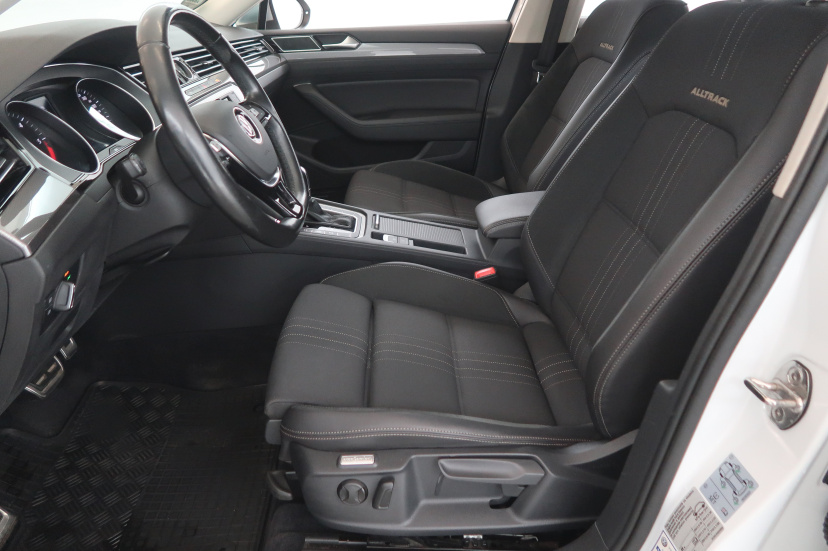 Volkswagen Passat, 2016