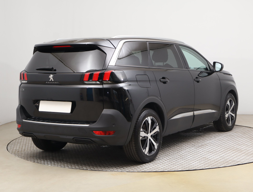 Peugeot 5008, 2019