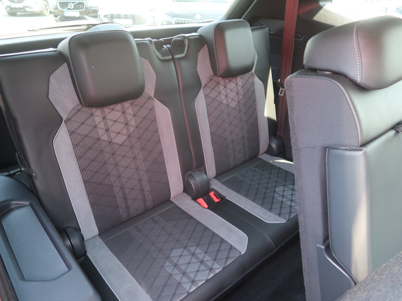 Volkswagen Tiguan Allspace, 2022