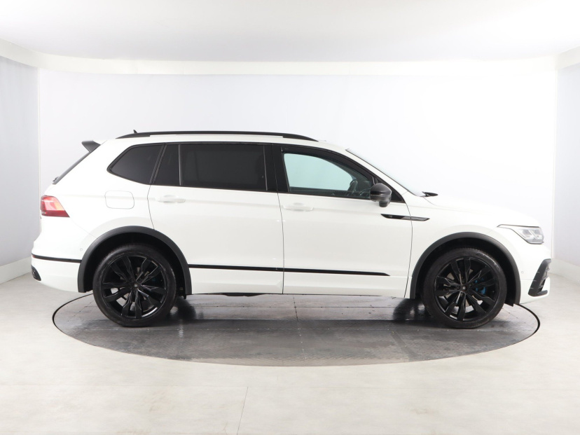 Volkswagen Tiguan Allspace, 2022
