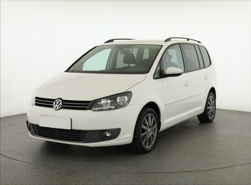 Volkswagen Touran, 2011