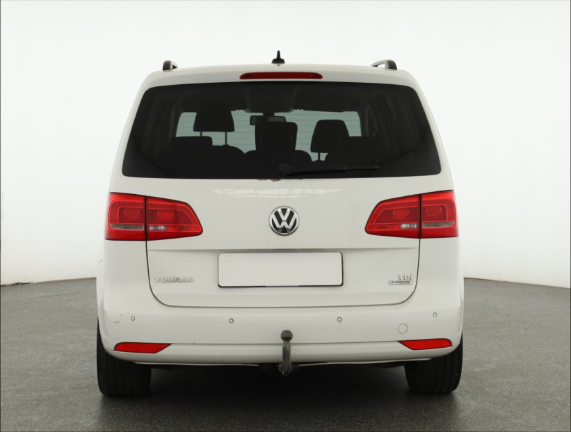 Volkswagen Touran, 2011